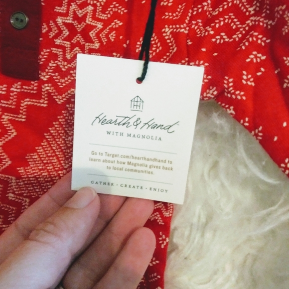 Joanna Gaines Toddler Unisex Holiday Hearth & Home PJs 12 -18 mo - Picture 7 of 8